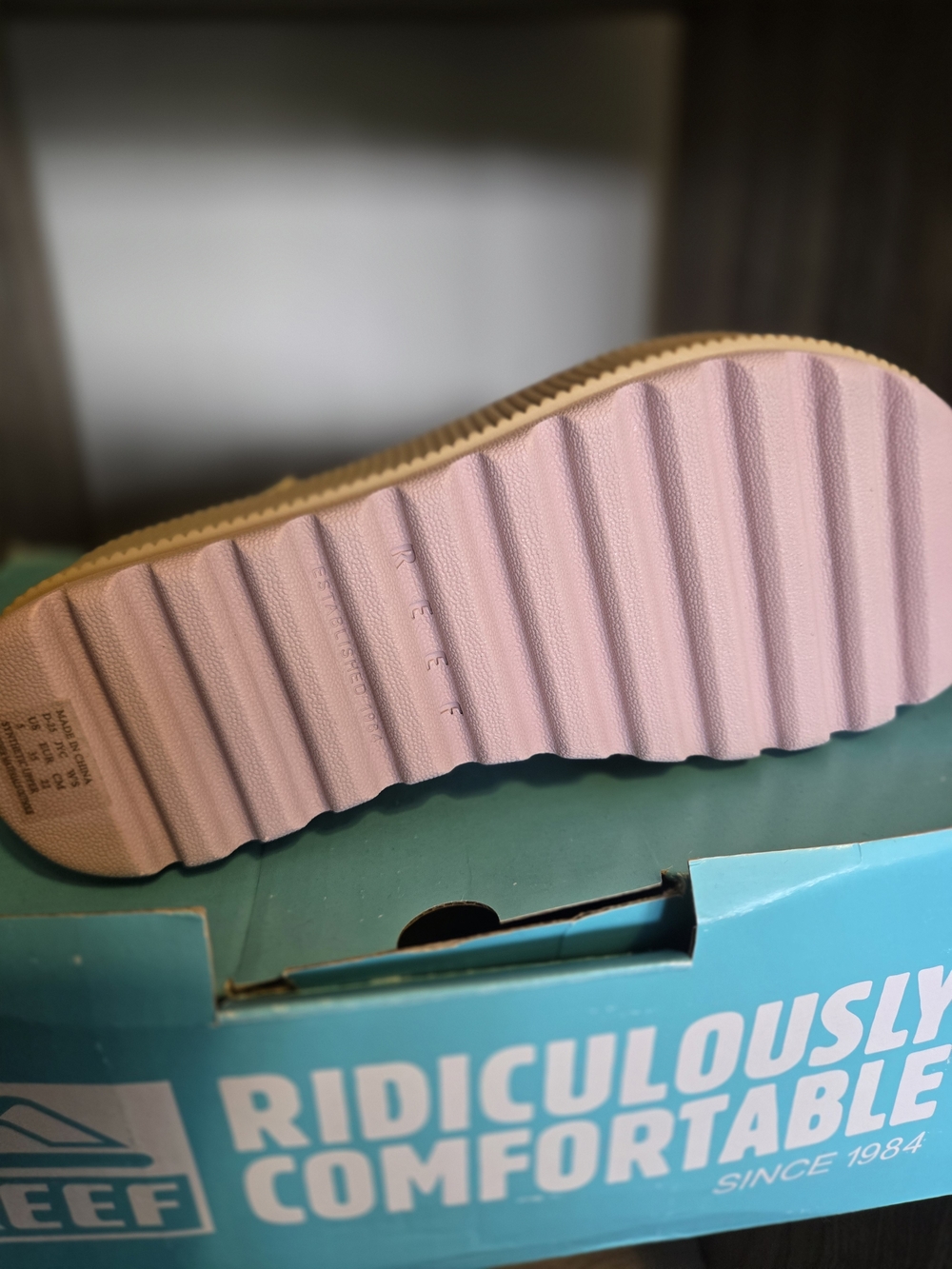 Reef Women’s Cream Platform Sandals - Picture 7 of 8
